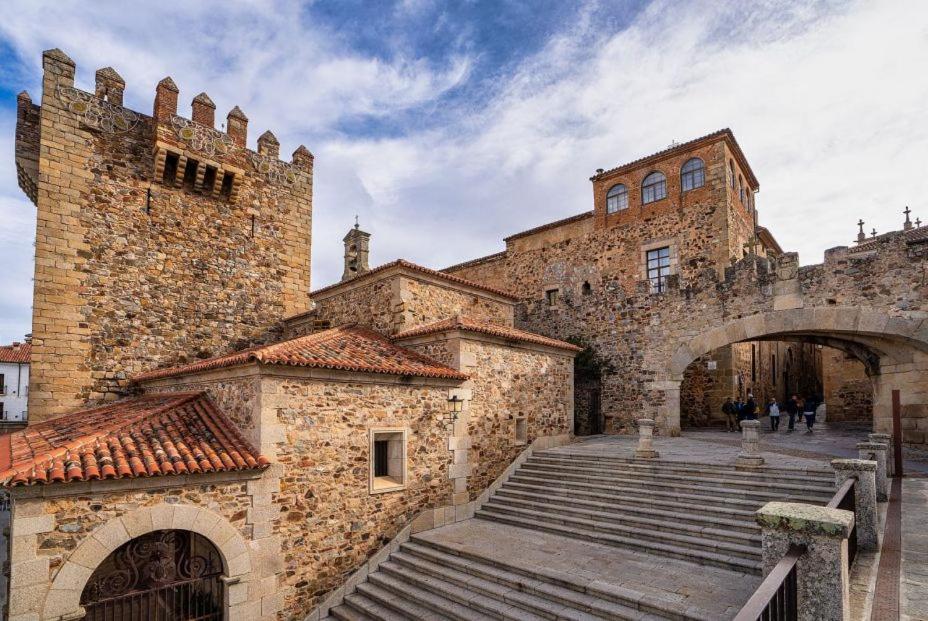 Apto La Almena 2 Junto A Plaza Mayor,2 Habitaciones,Parking Gratuito Cáceres Exterior photo